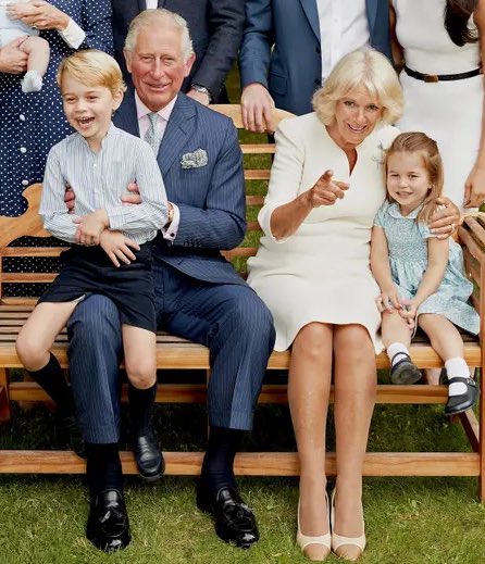 Canellelabelle's tweet photo. King Charles about being a grandfather: "It's a different part of your life. The great thing is to encourage them, show them things to take their interest. My grandmother did that, she was wonderful. It is very important to create a bond when they are very young." ❤️😍 https://t.co/hfTIrkKDcs