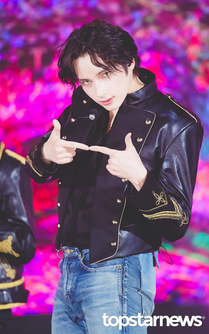 FnYVRdaXwAAjnJU?format=jpg&name=medium