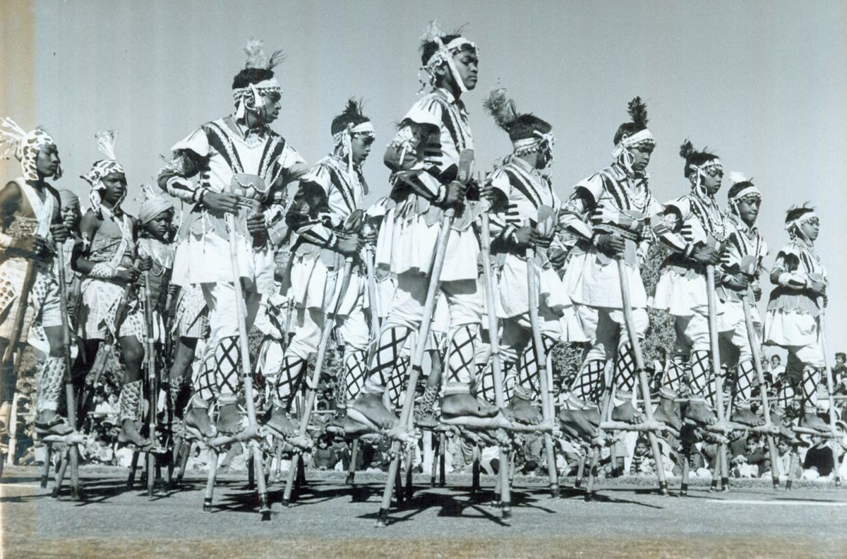 January 26, 1953: President Dr Rajendra Prasad takes salute at the #RepublicDay Parade! Some glimpses of the parade.