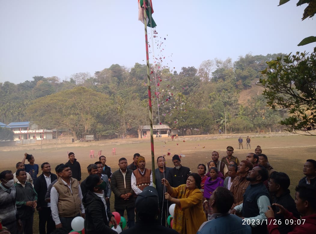 DikkanchiS's tweet photo. Flag hoisting ceremony was organized at Garagre (Mahendraganj AC) on the occasion of Republic Day https://t.co/krvRJ6mh7y
