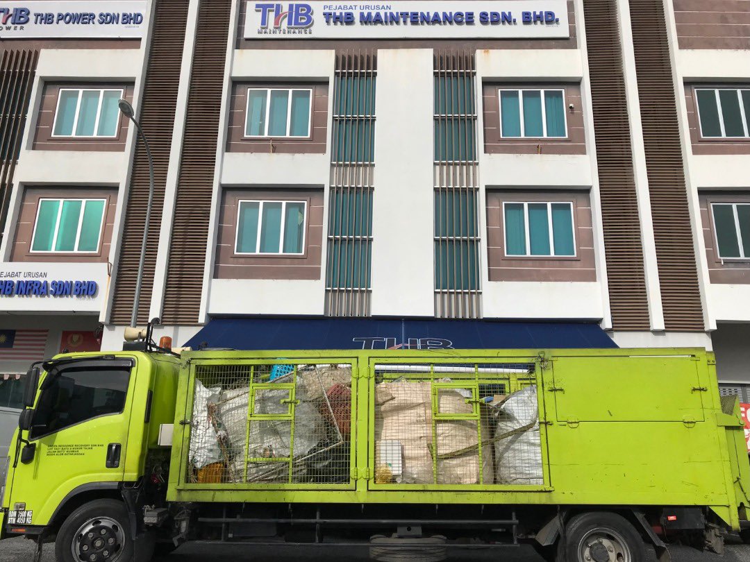 THBM_HQ's tweet photo. 24012023 - di Alor Setar
#RecycleForLife
program rutin di #THBMHQ
kearah persekitaran yang lebih hijau
dilaksana oleh Team @envidaman
#ThrashForCash ♻️
@swcorp_my
@kpkt_gov
@NgaKorMing https://t.co/rkSw1n7vGK