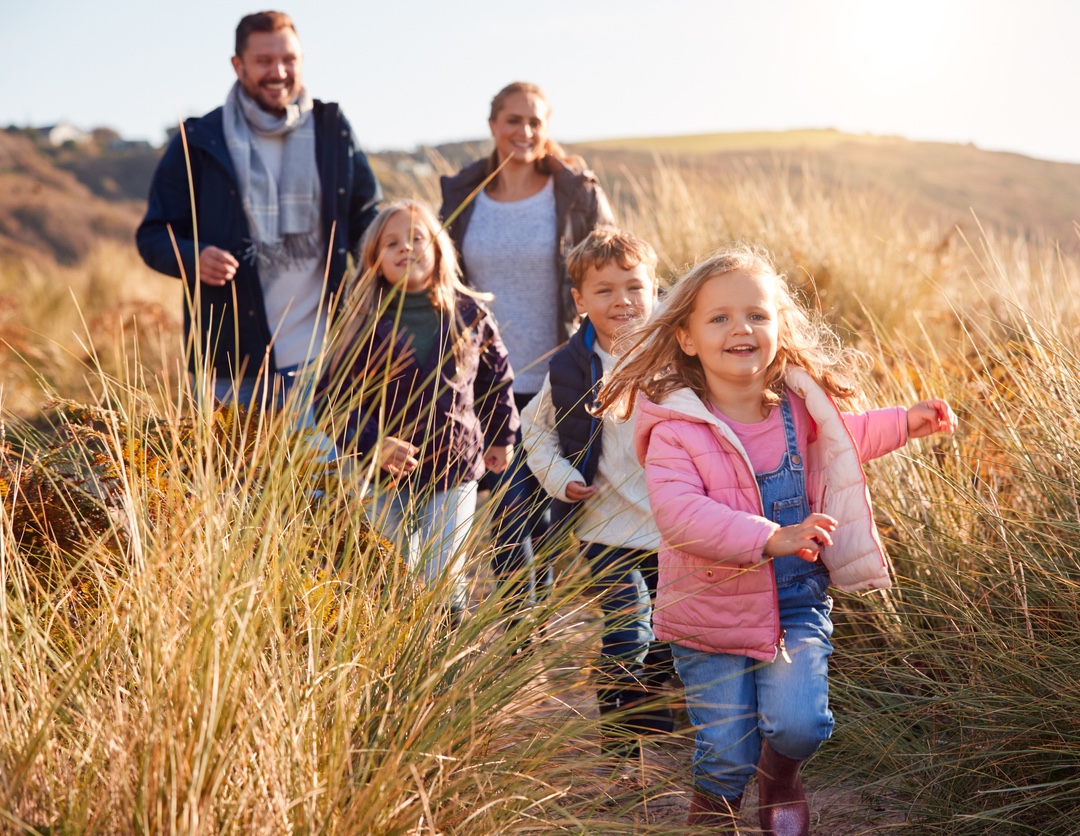 Stuck for something to do over the winter half term holidays? 🤔

Why not book a road trip for you and the family! 🚌

🚩 We have some FANTASTIC DEALS on our campervan rentals, starting from just £80 per night ✨

Book your next mini break today!
janslifestyle.co.uk