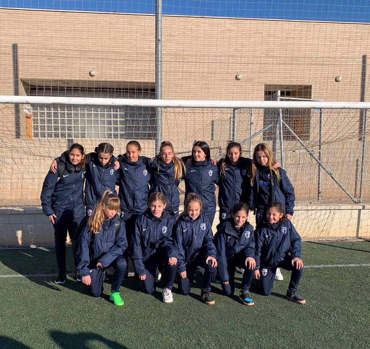 La Seleccón Malagueña SUB12 Femenino ya se encuentra rumbo a Granada para la Copa Andalucia, nuestra jugadora Marta Mejias nos representará y llevará el nombre del Club y nuestro pueblo por toda Andalucia. Mucha Suerte Equipo. 
<a href="/VVdelRosario/">Villanueva Rosario</a> <a href="/RFAFMalaga/">RFAF - Delegación de Málaga</a> <a href="/RFAF/">RFAF</a> <a href="/RFAF_tv/">RFAFtv</a>