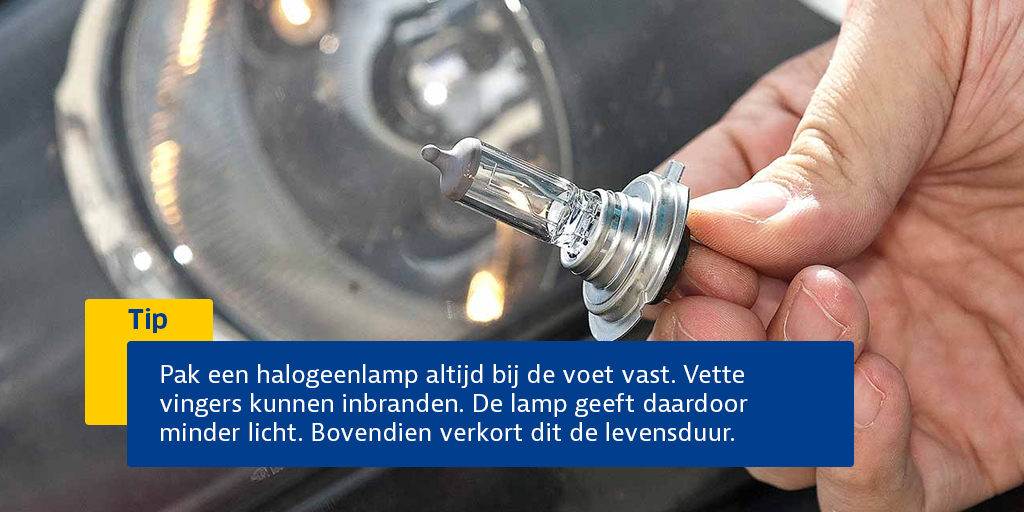 ANWB's tweet image. Bij sommige auto's kun je zelf je lampen verwisselen. Bij andere niet. We nemen je stap voor stap mee als je zelf een lampje wilt vervangen. fal.cn/lampjevervangen