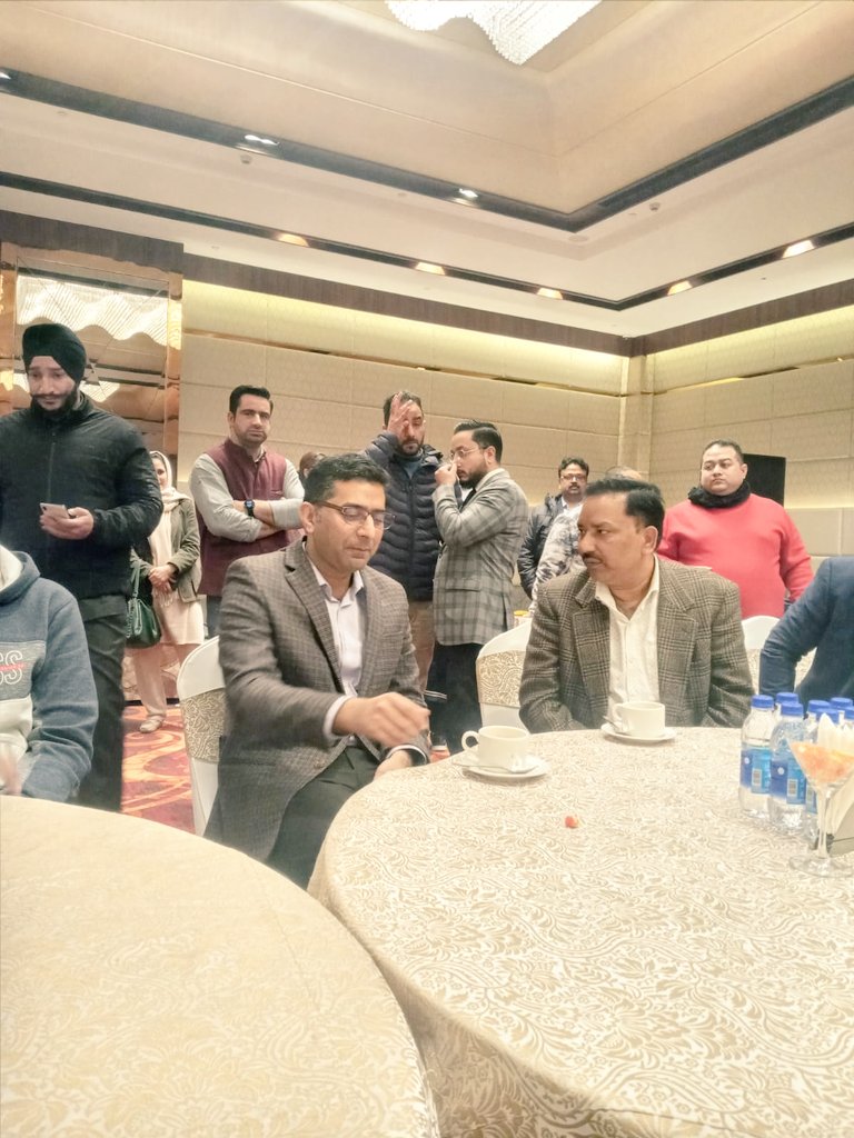 K_Bashar_'s tweet photo. A day well spend with a Charismatic Personality @listenshahid Ji,he is Currently CEO Mission Youth J&amp;K.  
 @OfficeOfLGJandK https://t.co/RRQ5tiVdKK