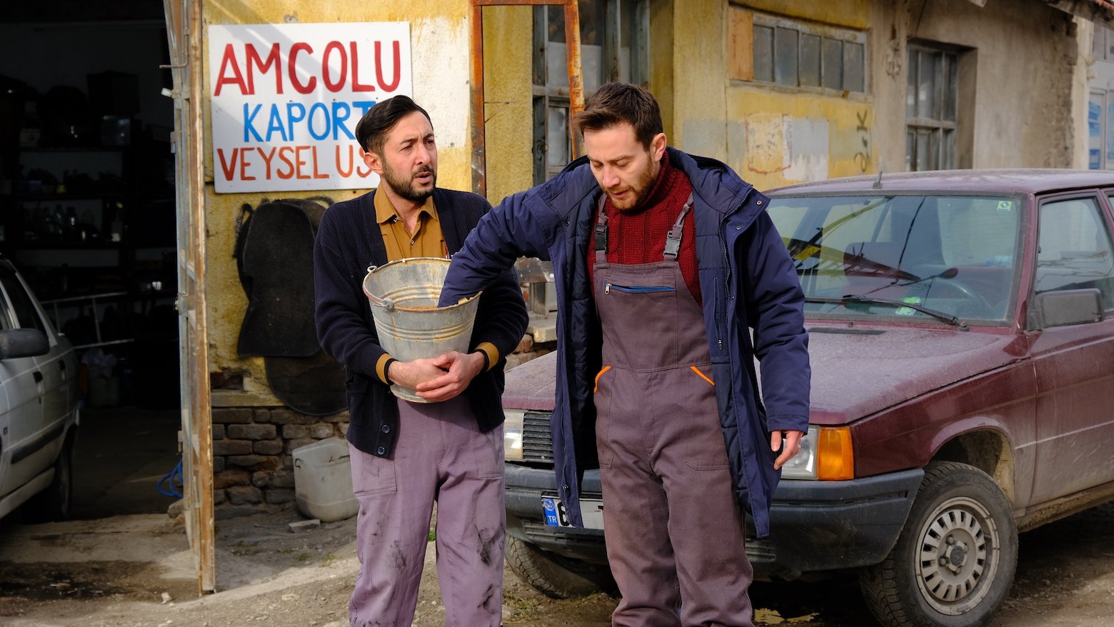 FnYcCZ1XEAIvxdL?format=jpg&name=large