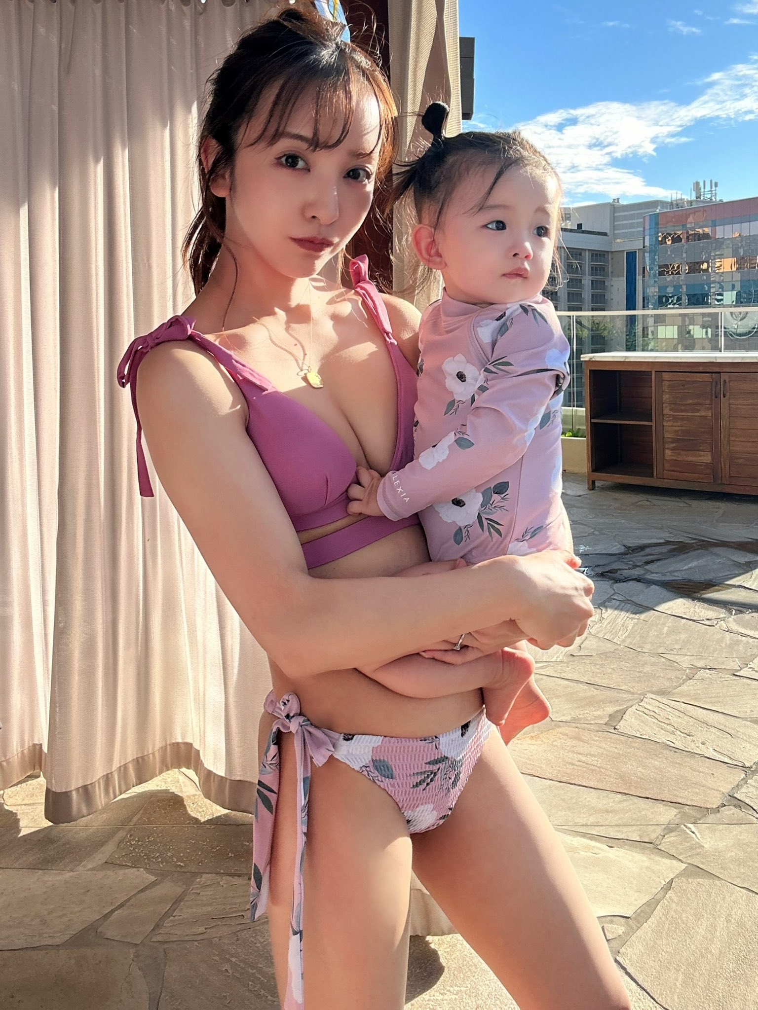 板野友美アイコラ 