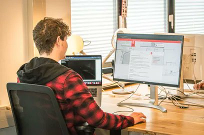 Problemen analyseren, debuggen Kom bij ons team werken als #FrontEndDeveloper Veel van onze soft- en hardware ontwikkelen we zelf, we lopen voorop in onze markt. Nieuwe #collega? #vacature  buff.ly/3Hup1iI Vragen? Mail Celena Muller via hr@picturae.com #ict  #job