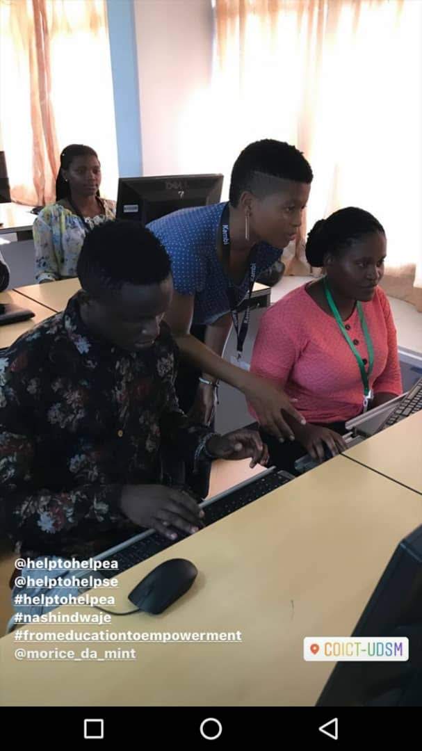 2nyiMonalisa's tweet image. #throughbackthursday
 
some of the pics taken during @helptohelpse IT Gender and Employability Bootcamp in 2019.

I attended as a mentor, helping out four mentees who are now my good friends😌

At that time I had nothing, not even a shit PC and Degree 😂that I have now.