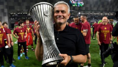 adrian_sportswo's tweet photo. Happy Birthday, José #Mourinho https://t.co/6DSZlv1THr