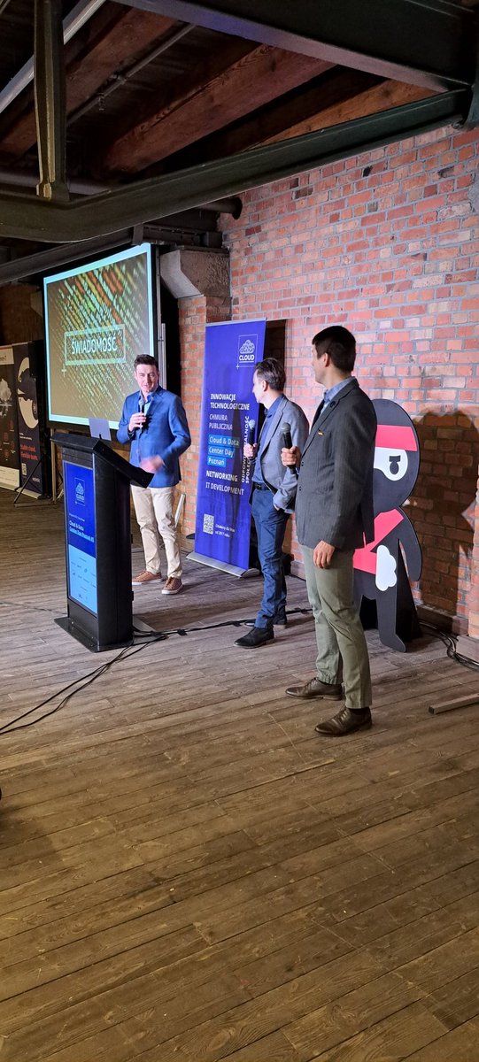 Startujemy z konferencją

<a href="/vJZielinski/">Jaroslaw Zielinski</a> <a href="/slawekstanek/">Sławomir Stanek</a> 

#MVP #mvpbuzz