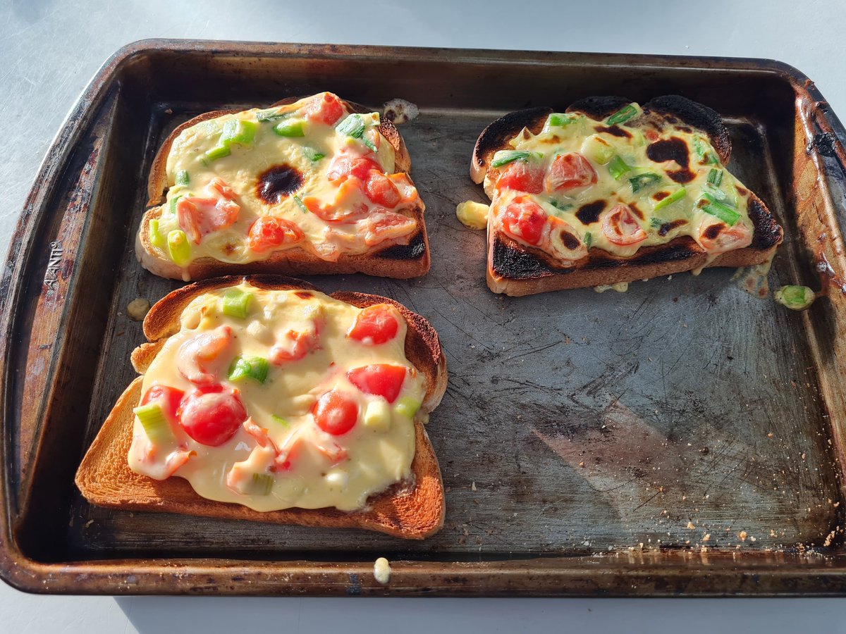 MrsJamesKitchen's tweet image. @Foodafactoflife @RoySocChem @cookeryteacher 8W @Whitefield_NW2 using eggs to enrich, coagulate &amp;amp; glaze in Welsh rarebit #functionalproperties #foodscience #Britishlioneggs #STEM
