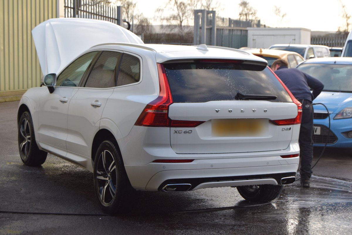 Our brilliant Valeting Team makes sure all our cars and every customer car booked into service is washed, vacuumed and fully sanitised ✨

hubs.li/Q01zhNRr0

#dreamteam #thame #carsales #carrental #hirecar #cardealership #carservicing #mot #oxfordshire #buckinghamshire