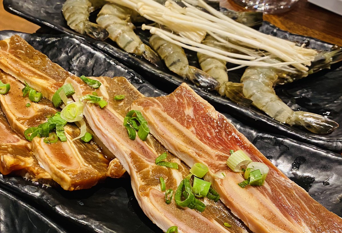 Galbi and prawns ready for the #BBQ
Yori London
#food #eatingout #foodphotography #koreanfood #londonrestaurant