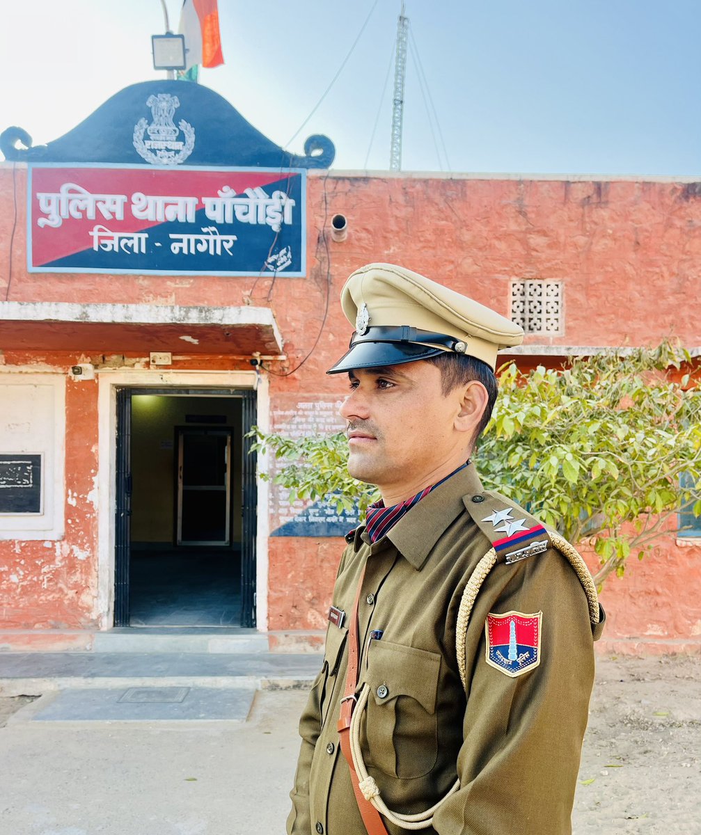 crazy_cop_'s tweet photo. आप सभी को 74 वें गणतंत्र दिवस की हार्दिक शुभकामनाएं। 🇮🇳🇮🇳 https://t.co/yIIGEZXpDN
