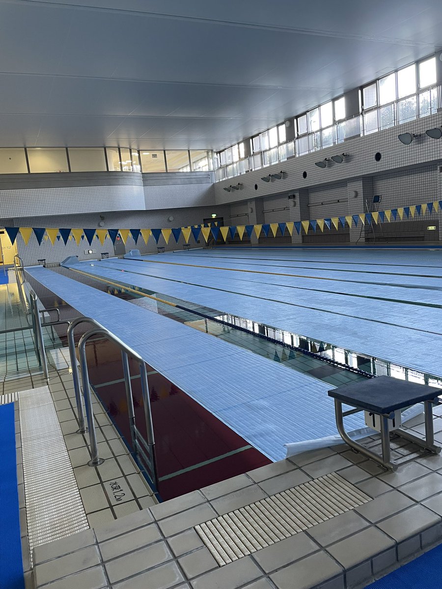 hisaeumehara's tweet image. 行政視察！町田市では、市民の健康増進の場として市立中学校全20校のうち3校の学校温水プールを市民に開放。＃柏原市議　#厚生文教委員会　#行政視察