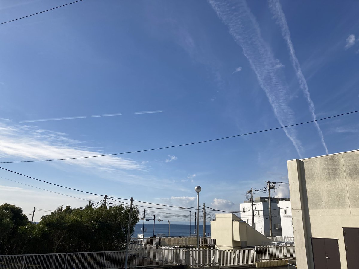 Taovino's tweet photo. 高くても美味しいもの食べる目標を1つクリア。日曜日、七里ヶ浜のビルズでパンケーキ、グラノーラの朝食。天気も良かったので最高！ https://t.co/xQDqJK8bwZ