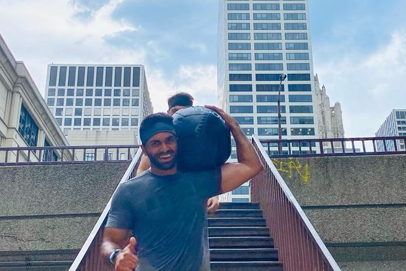 This is a fantastic organization that delivers healthcare directly to those experiencing homelessness in Chicago
MMCF cares about our community and strives to improve the lives of those around us through fitness and charity.