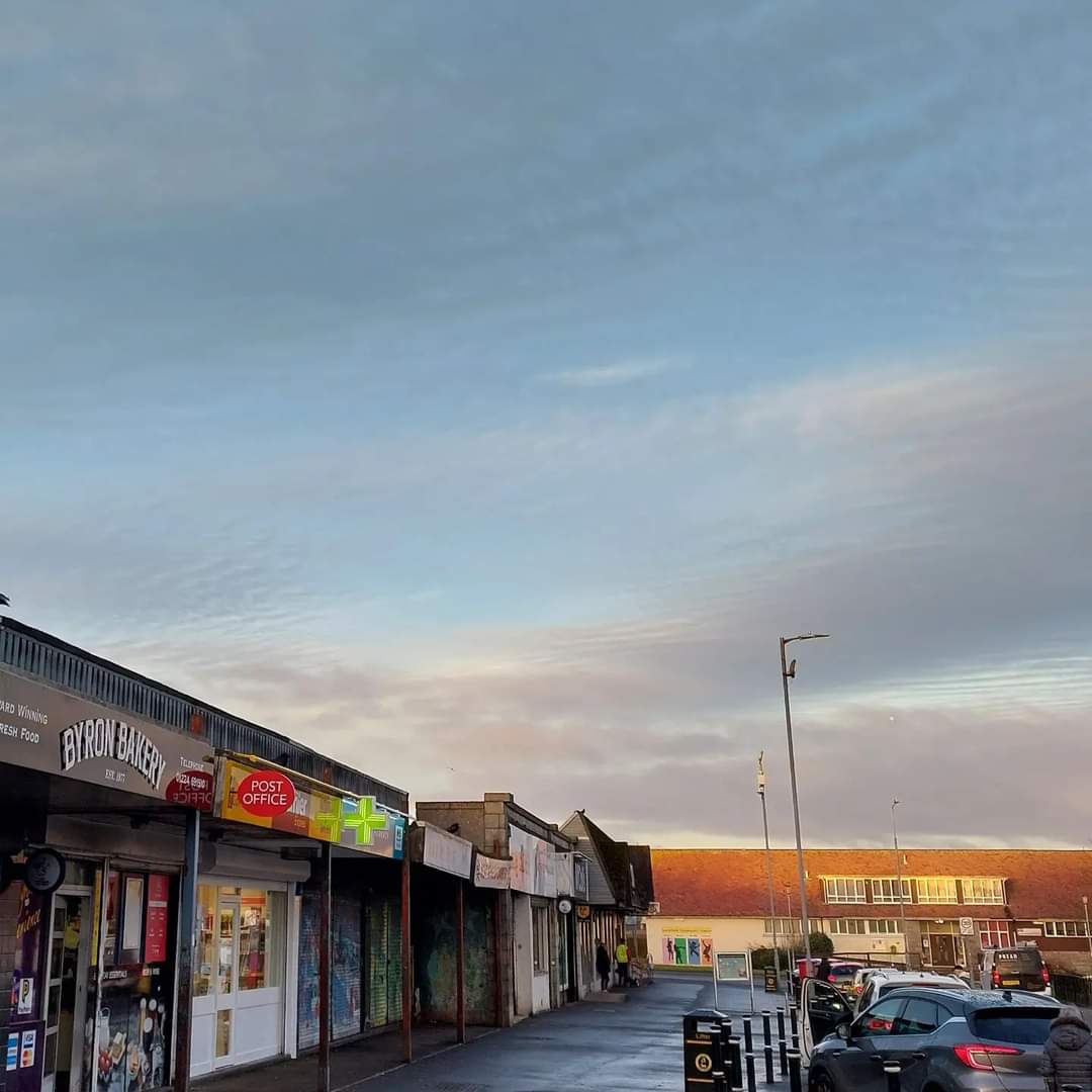 AbleDeen2019's tweet photo. Good morning, folks! 👋 Able Deen is at Byron Square to assist your scootering &amp; wheelchair needs!  👉Why not give us a visit? Go see for yourself, grab a scooter for the day &amp; off you go! 😊 #abledeen2023 #byronshops #byron #northfield #abletoshop https://t.co/4dFsjVBQeK