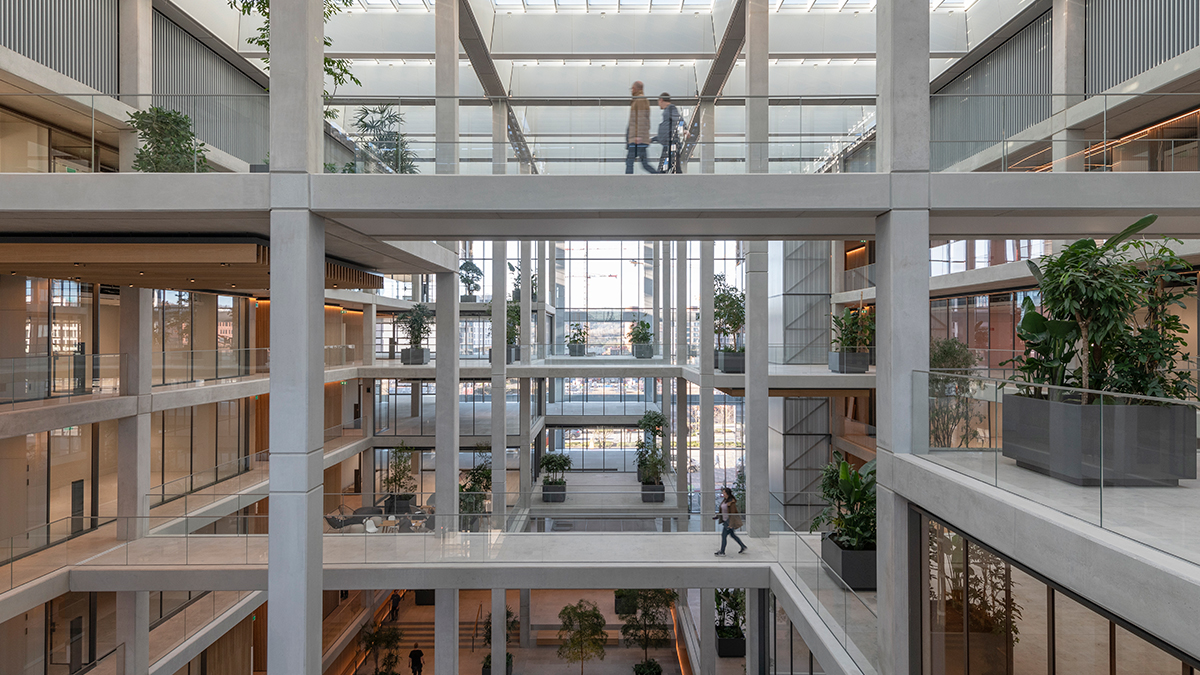 Foster + Partners (@fosterpartners) on Twitter photo Foster + Partners has completed ICÔNE, a new office complex in Belval, Luxembourg. The 18,800 square-metre office building, filled with light and greenery, encourages a spirit of co-creation and collaboration.
Read more: fal.cn/3vp5q Foster + Partners has completed ICÔNE, a new office complex in Belval, Luxembourg. The 18,800 square-metre office building, filled with light and greenery, encourages a spirit of co-creation and collaboration.
Read more: fal.cn/3vp5q