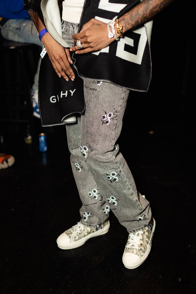 YoungDevyn1's tweet image. 💎💨