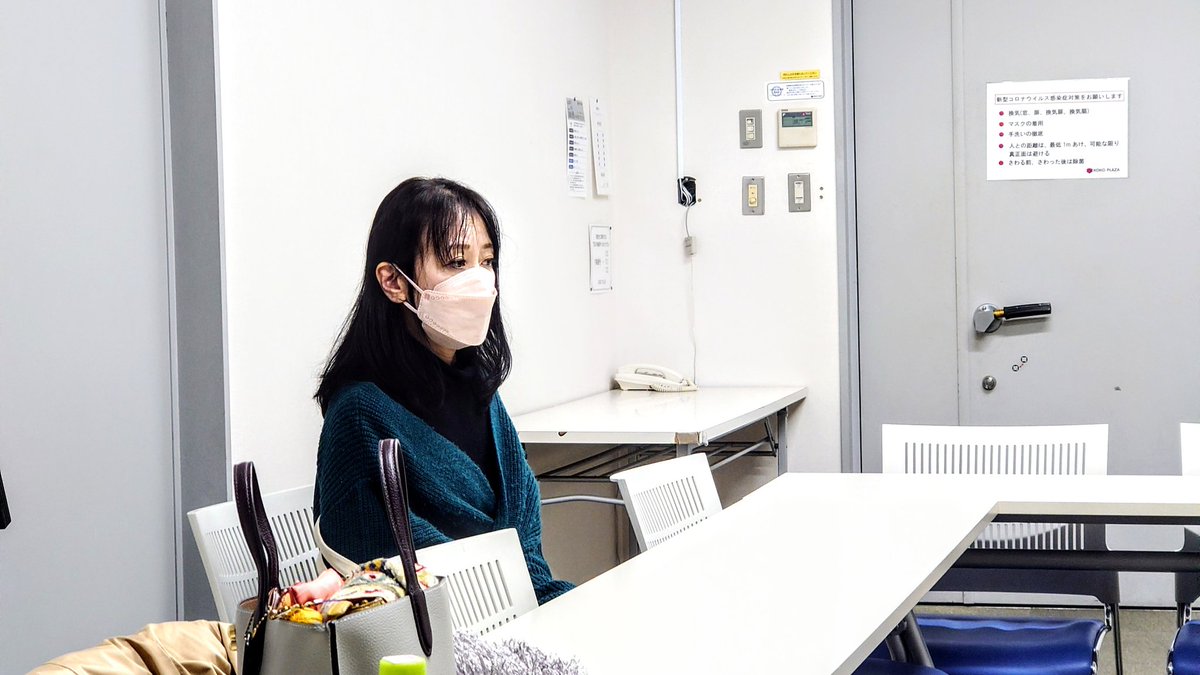 act_ws's tweet photo. 前半はクレショフ効果フィルムから、なぜ映画で感情が伝わるのかの仕組み。それを作り上げるために演技者に何が求められているのかのお話を。そしてオーディションで選ぶ側がどういう思考になるのかのお話。

#映像演技WS https://t.co/GzoiSP0dBh