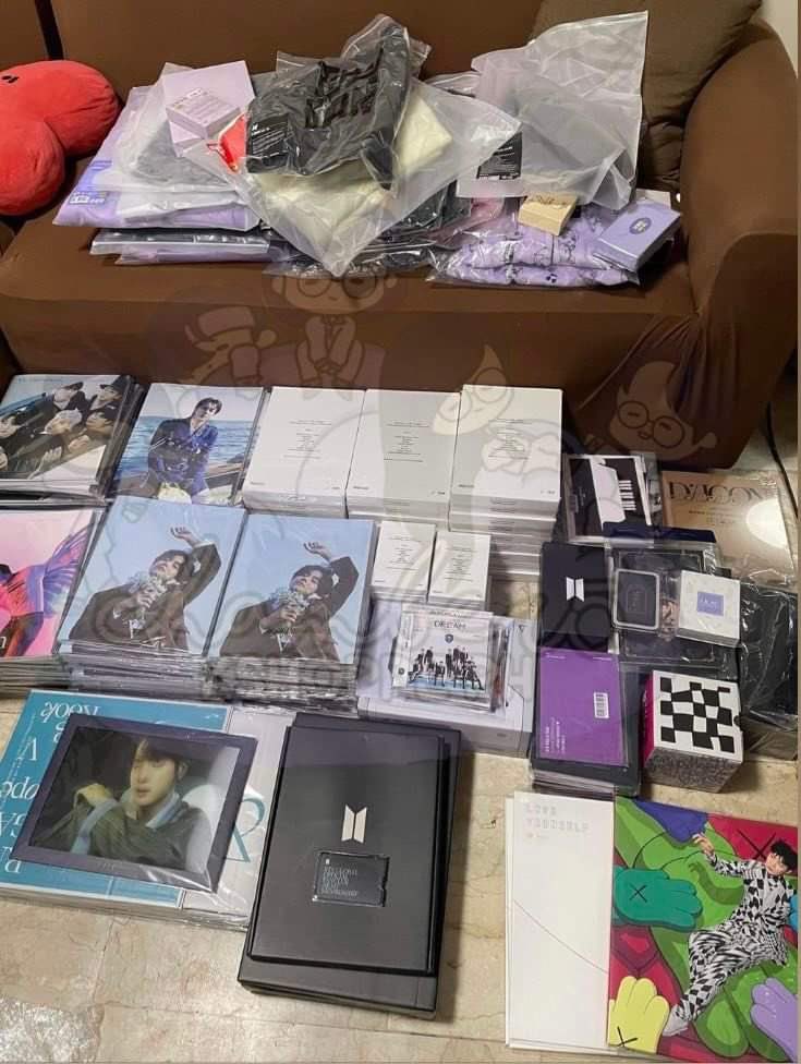 Chamber5KShoppe's tweet photo. #Chamber5PHUpdates
The long wait is over! Box 56 - already arrived in our PH address
Please see photo for the items included π We will pack these tomorrow night, so expect a message from us π₯° https://t.co/LaEUtwKh5S