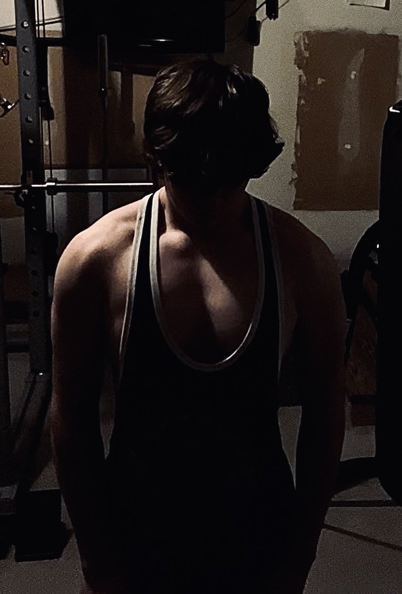 Zoolith9's tweet image. Bulking up