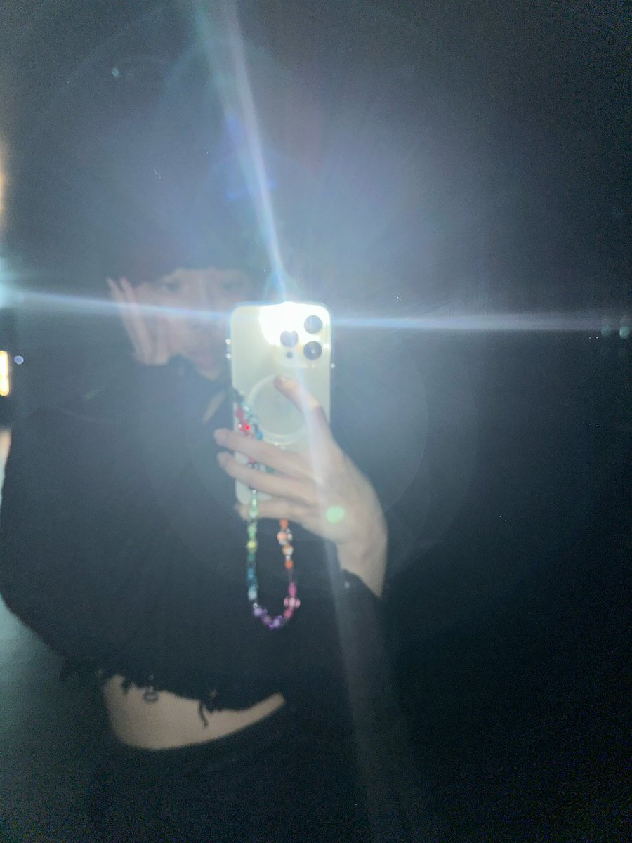 aespasbbl's tweet photo. [230126] 10:58PM KST: ⭐️ 

- +3 📸
- 🧸 
- the hat is cute, right? 
- ㅋㅋㅋㅋㅋㅋㅋㅋㅋ https://t.co/vg7hOoYklO