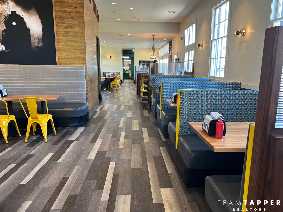 On the blog today...
<a href="/maverick_jacks/">Maverickjacks</a>  in Burlingame! 
bit.ly/402WZSS
#realestateblog #burlingameca #burlingame #localeats #eatlocal #supportsmallbusinessowners #burger #bugerjoint #milkshake #realtor #realestateteam #coldwellbanker #coldwellbankerrealty