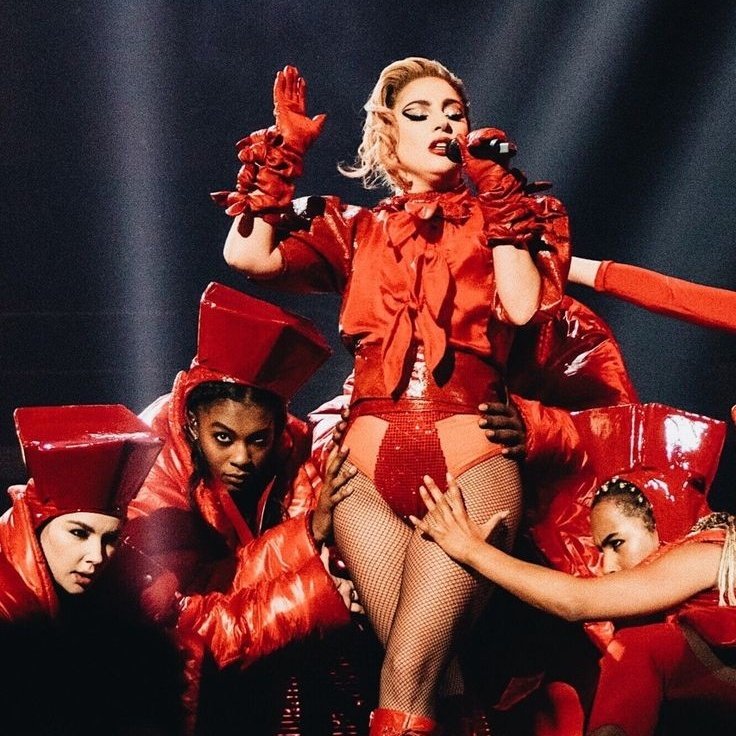 lady gaga charts on Twitter "— US Radio 📻 95. "Bloody mary" (+8