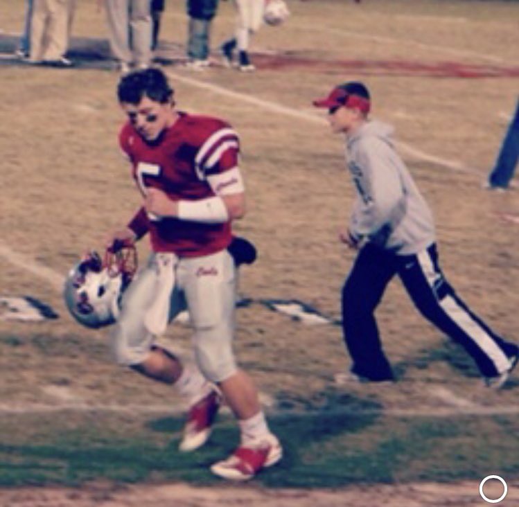 goosemanning5's tweet photo. Senior night, 2011 for @Ooltewah_FB 

Also pictured is a baby GOAT @andrewmanning_4 https://t.co/CY9z9UaEFA