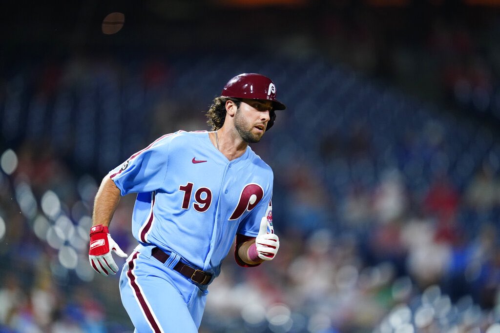 BellSmashersPod's tweet image. Good morning. You might have noticed we did not do the countdown until pitchers and catchers report yesterday. That’s because @philliesNEstore pointed out that the 20 day mark was yesterday. Our apologies. Nevertheless, we’re back on track ⬇️🥲 #CarShield #RingTheBell