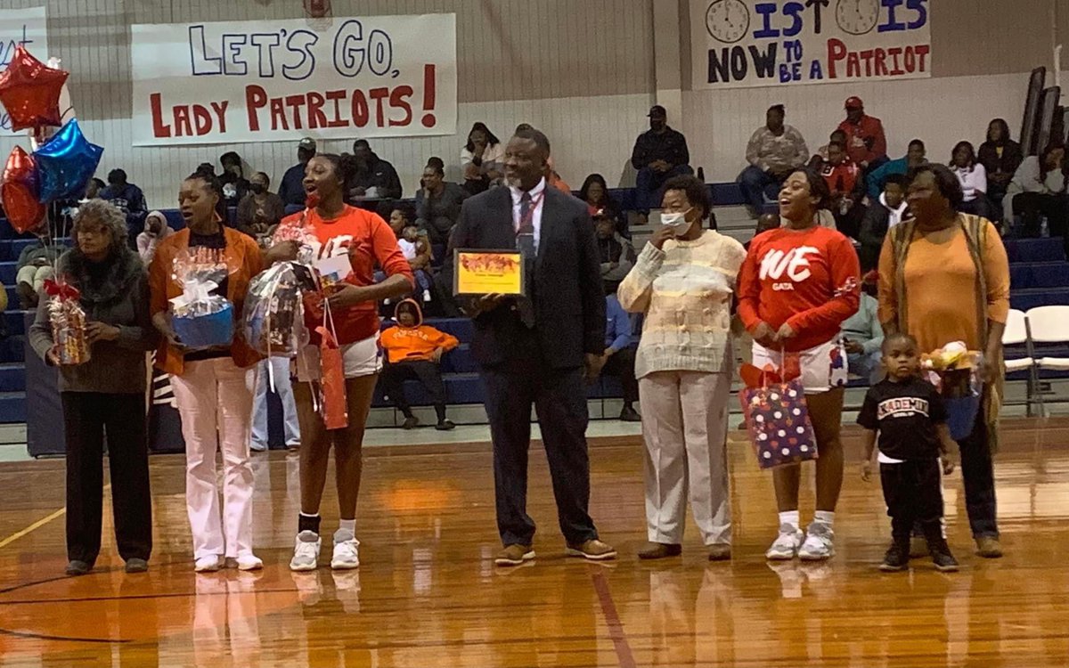 Timya Thurman tweet media