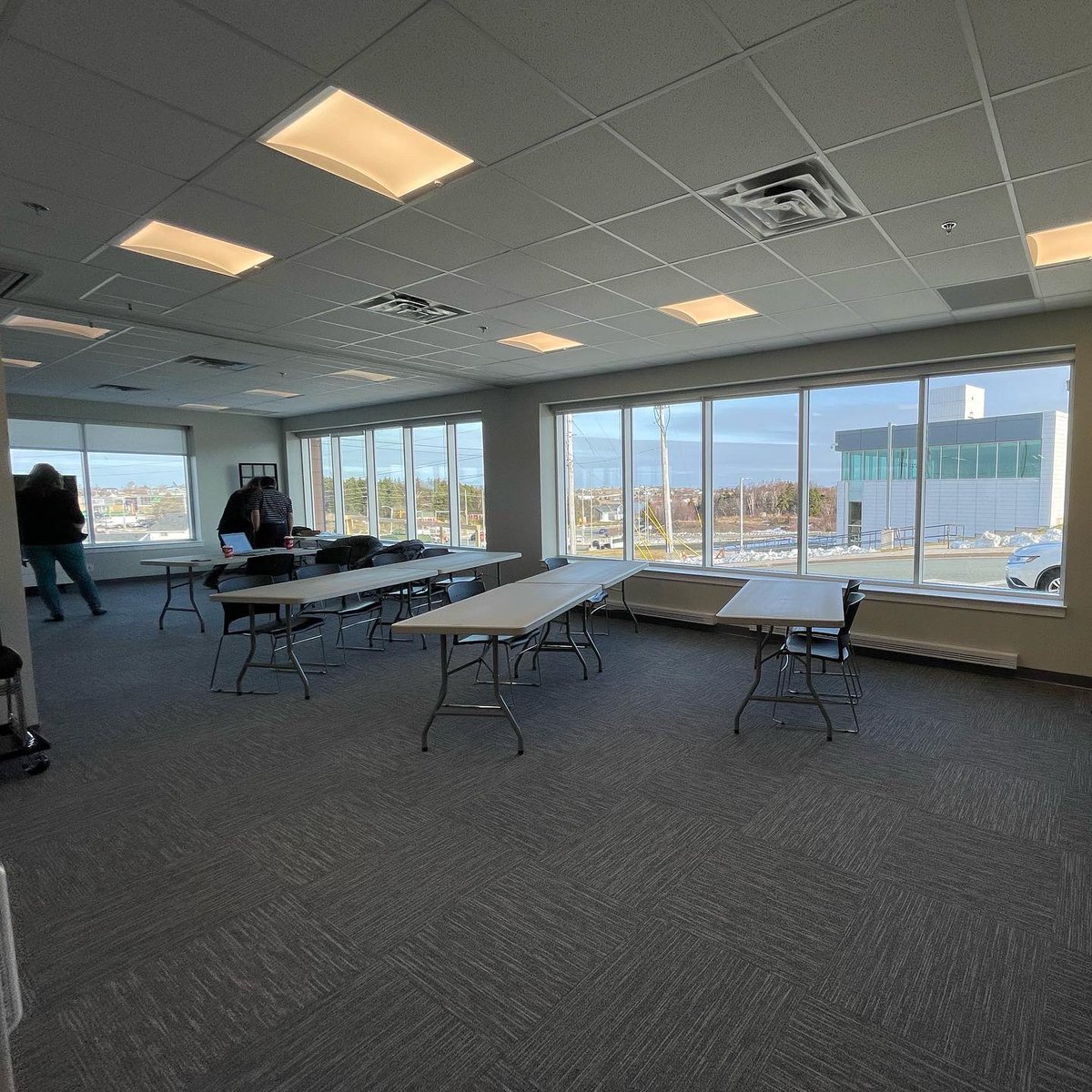 TownofCBS's tweet image. This is a very exciting day for Newfoundland and Labrador Public Libraries, for the provincial government, and for our town. 

Welcome to our newest library! A truly beautiful and modern space.