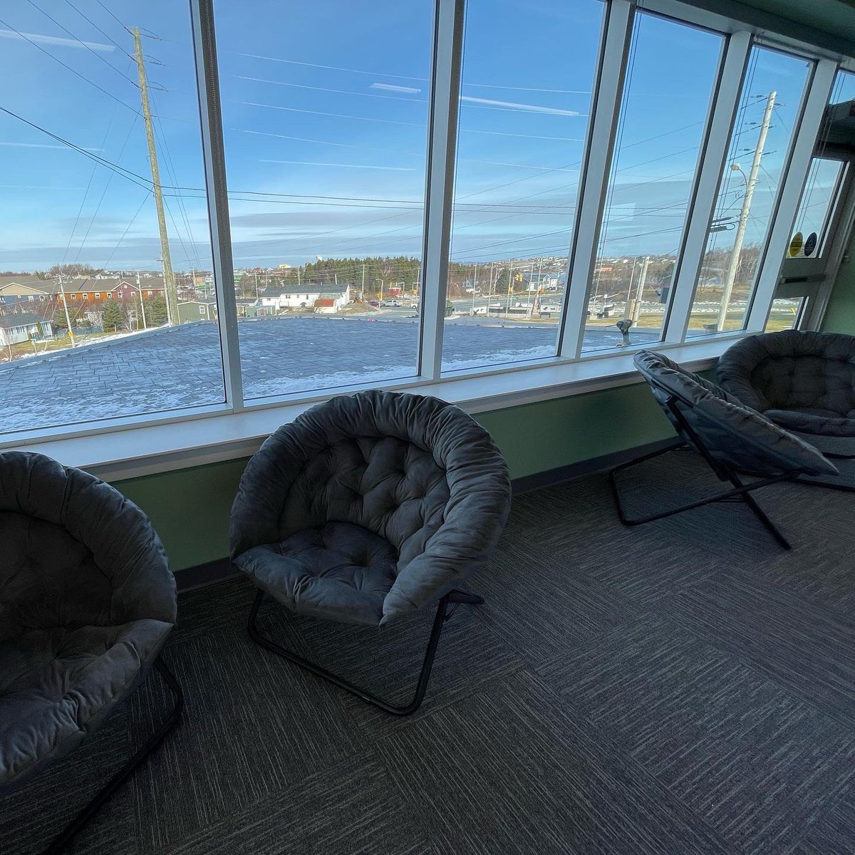 TownofCBS's tweet image. This is a very exciting day for Newfoundland and Labrador Public Libraries, for the provincial government, and for our town. 

Welcome to our newest library! A truly beautiful and modern space.