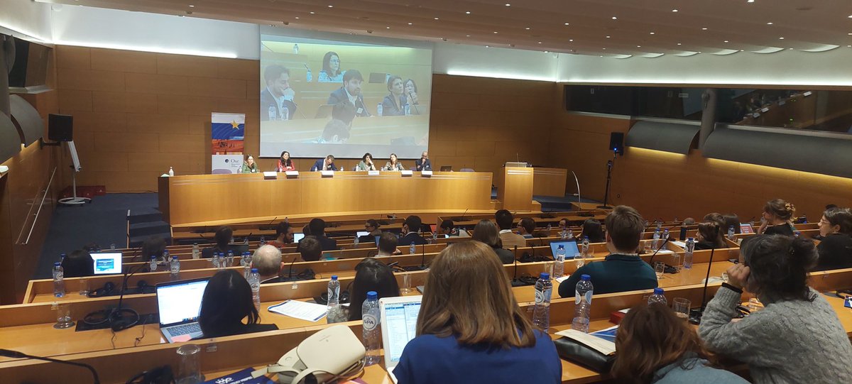 Time for Q&amp;A with the audience in presence and online...