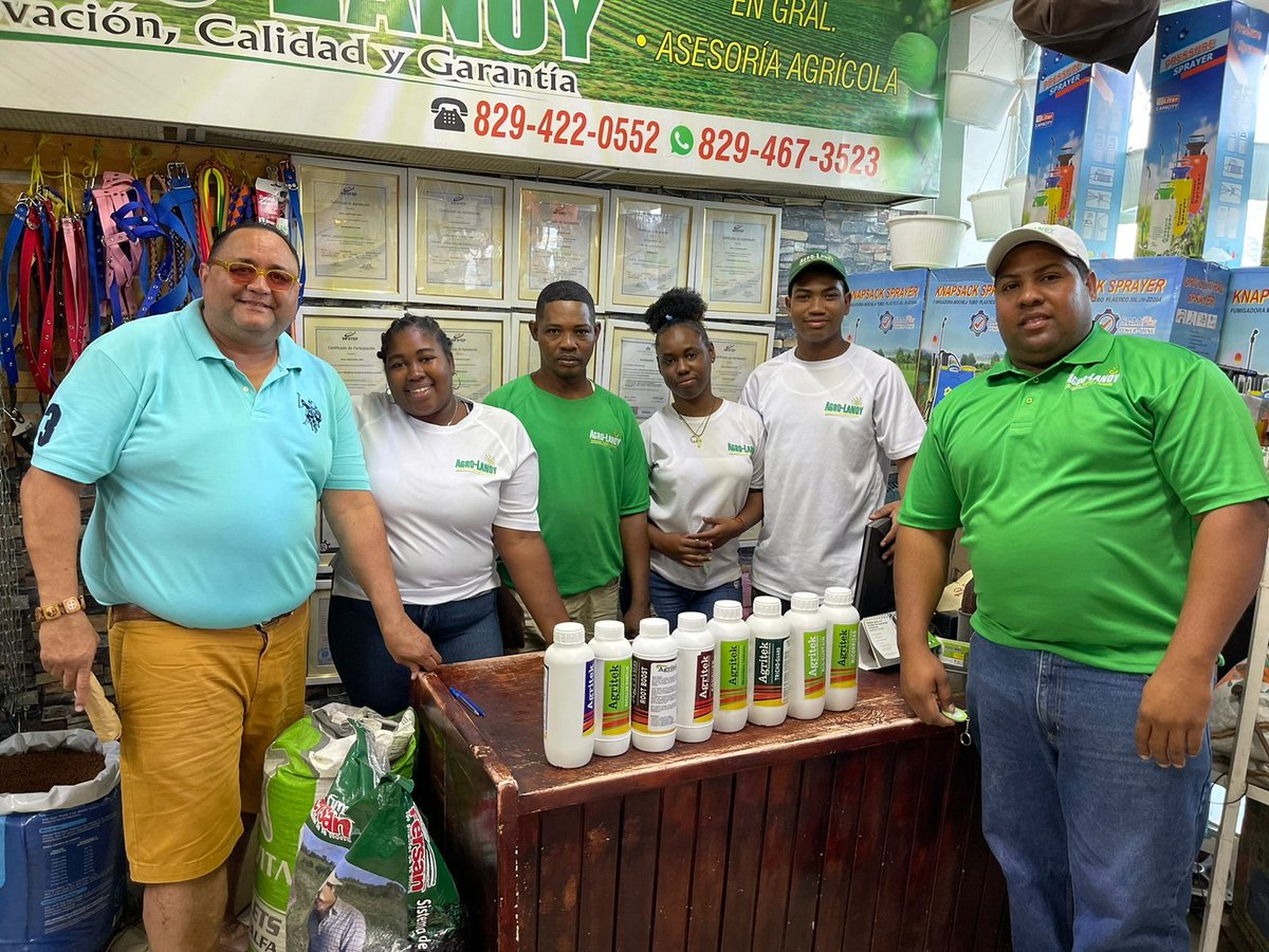 Agritekrd's tweet photo. ➡️ Ya puedes buscar nuestros productos en Agro-Lanoy productos orgánicos - biologicos.

📍En Guerra C/ Marcos del Rosario #5  San Antonio de Guerra  Santo Domingo.  Frente a bomba Eco

#agritek #ecologico #republicadominicana #saludybienestar https://t.co/eEN0dcdJ1G