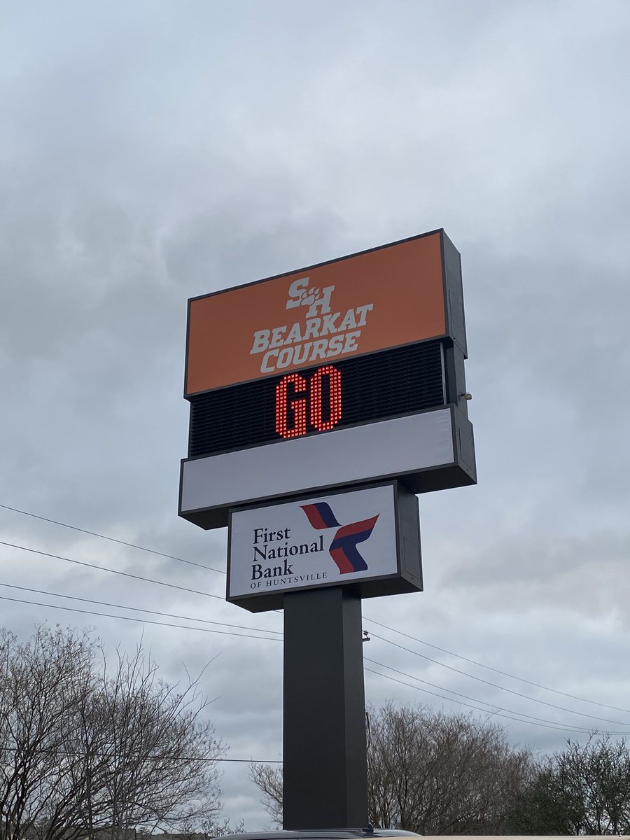 DekaneyG's tweet photo. Proud moment…Senior Siddiq Joseph battled the cold Huntsville winds at Bearkat Golf Course. It never got above 40 degrees, but he finished like a champ! It was another Dekaney Golf first…we’re very proud of you! https://t.co/0pfVLlTOxG