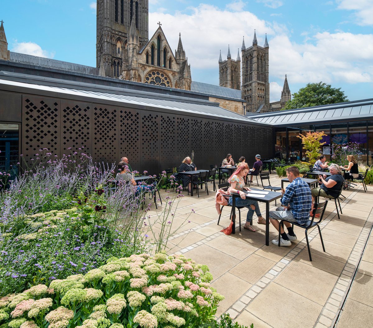 simpsonandbrown's tweet photo. Our visitor centre @LincsCathedral has been shortlisted in the Lincoln Good Design Awards 2023. Go to https://t.co/nVyPmyBggA to view the shortlisted projects and vote for your favourite! 
.
.
.
#lincoln #visitorcentre #architecture https://t.co/HaE4tb8iGd