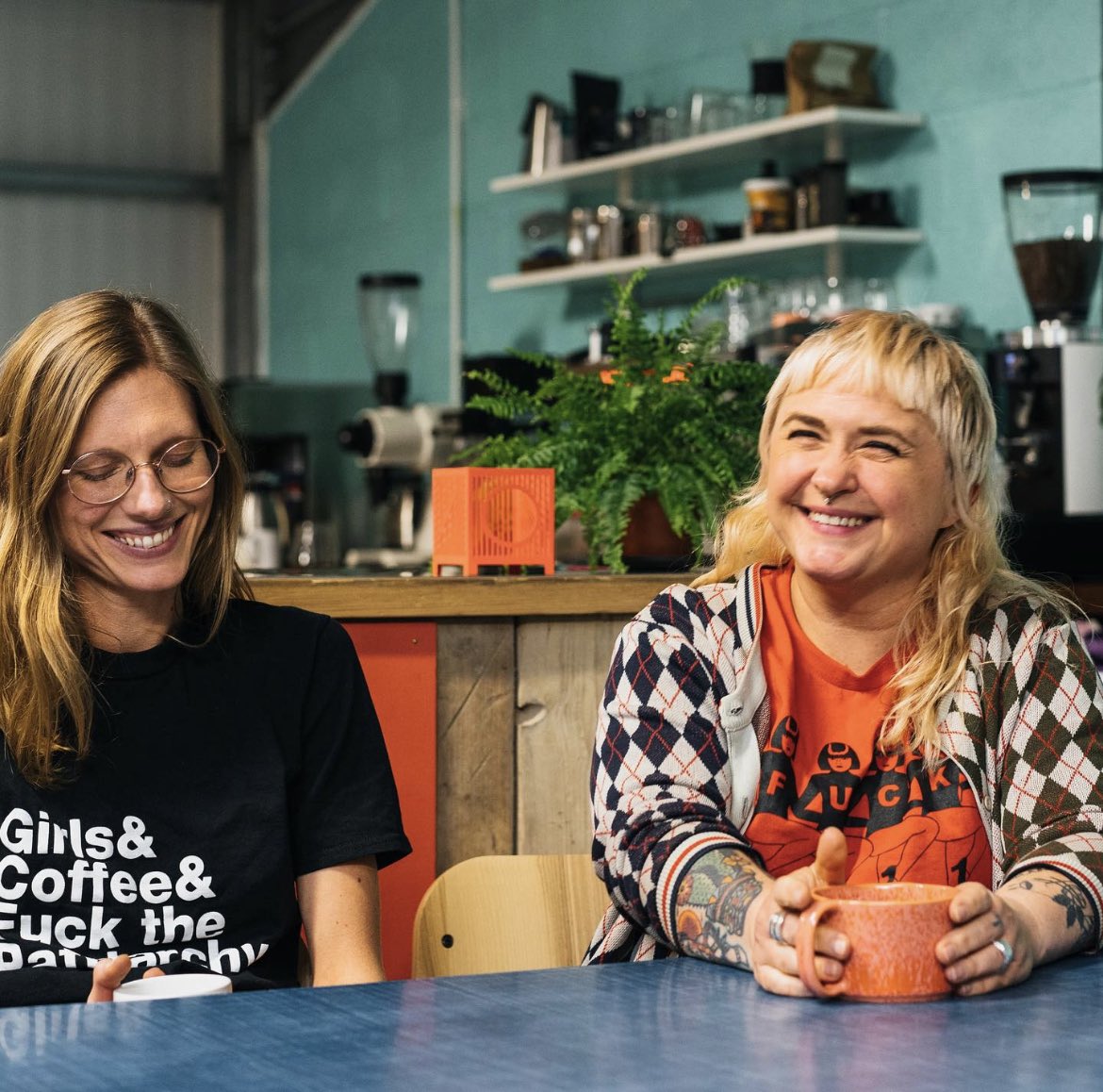 Buzzing to announce <a href="/GWG_Coffee/">GirlsWhoGrindCoffee</a> alongside <a href="/CoffeeGlasgow/">DEAR GREEN®️</a> and guest curators @NorthStarRoast in our next subscription box.

doinggoodcoffee.co.uk 

☕️🛒👆WEBSHOP TO SUBSCRIBE AND SUPORT ☕️❤️✊

DO GOOD COFFEE
DO GOOD 

Supporting mental health good causes.