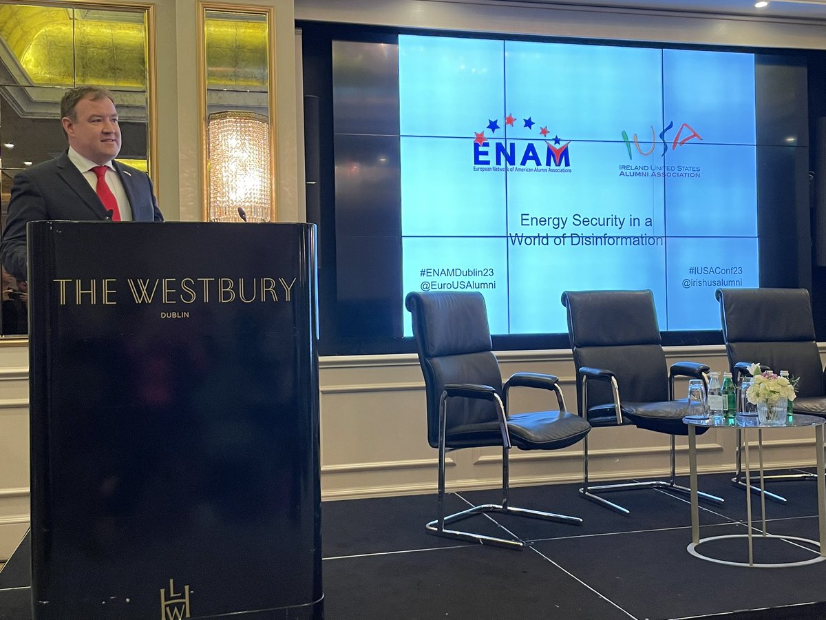 julia1carmicha1's tweet photo. The IUSA ENAM conference starts this morning @irishusalumni 2023 what a great line up! @eurousalumni https://t.co/1mOzkldBN5