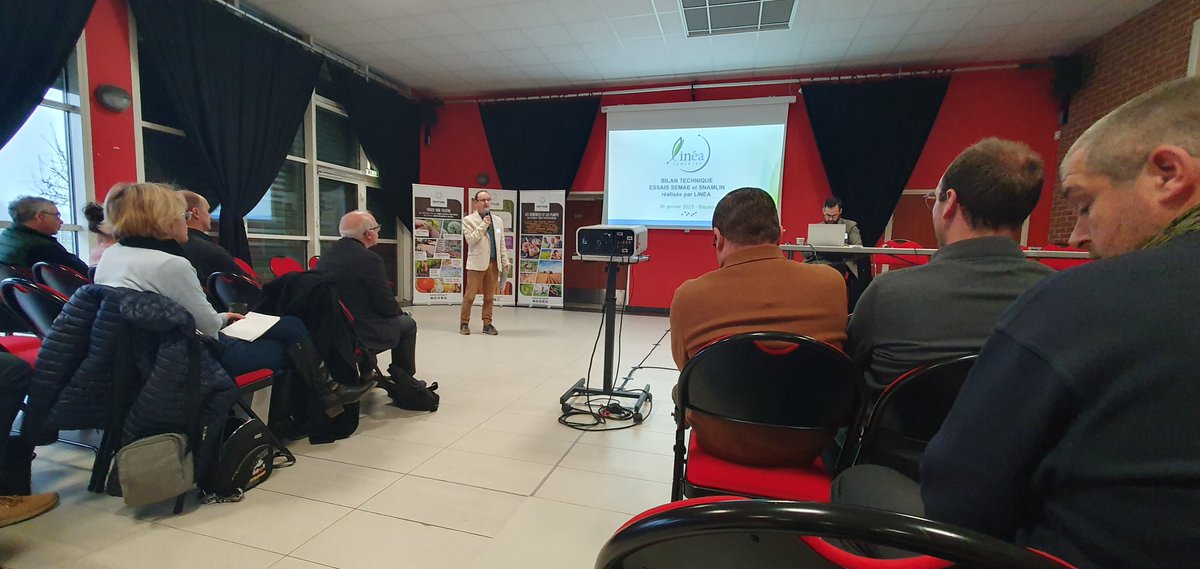 Ce matin interventions conjointes lors de la journée organisée par <a href="/semae_officiel/">semae</a>  des équipes <a href="/Arvalisofficiel/">ARVALIS</a> <a href="/TerredeLin/">Terre de Lin</a> &amp; Linea sur l'optimisation de la conduite du lin pour une production de semences de qualité. #lin🌱 #semences #expérimentations