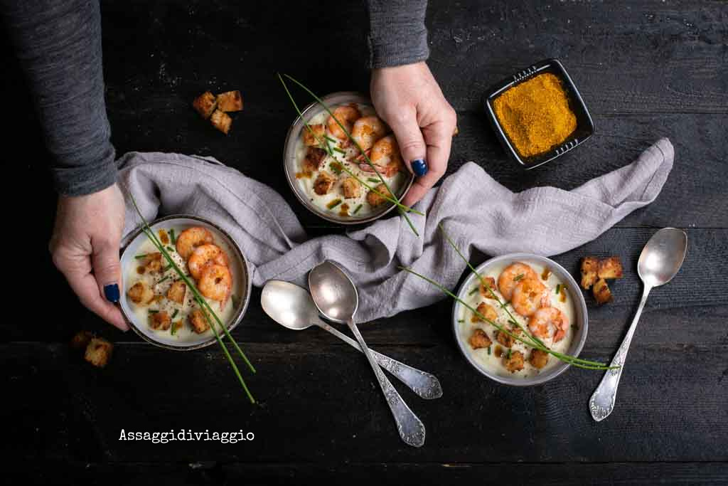 Assaggidiviaggi's tweet photo. Oggi #ricetta salata e #detox, ma comunque gustosa e non triste e si presenta anche molto bene: #vellutata di #cavolfiore con #curry, gamberetti e crostini di #pane dorati. Un vero #comfortfood.
La ricetta la trovate qui:
https://t.co/mJrCkBHbwo
Tratta da @salepepe_it https://t.co/9gQEa5Tf0F