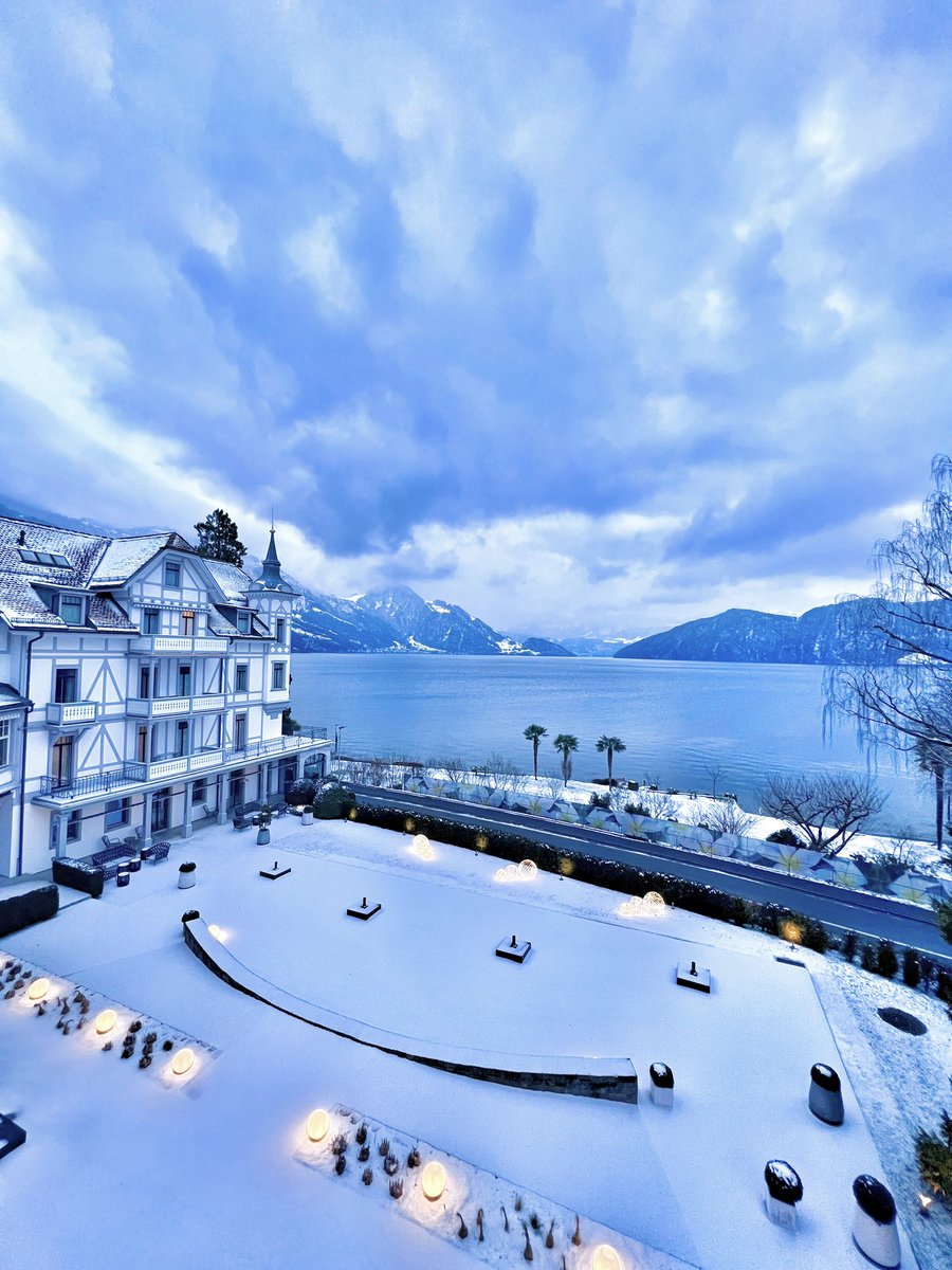 VivienneTang's tweet image. Welcome to my spaceship 🚀 😅 Been trying out all the health &amp;amp; fitness equipment at Chenot Palace Weggis and I’m really impressed with the 7-Day Advanced Detox program I was on for @destindeluxe

@ChenotGroup #chenotpalaceweggis #chenotmethod #detox #fasting #autophagy #retreat