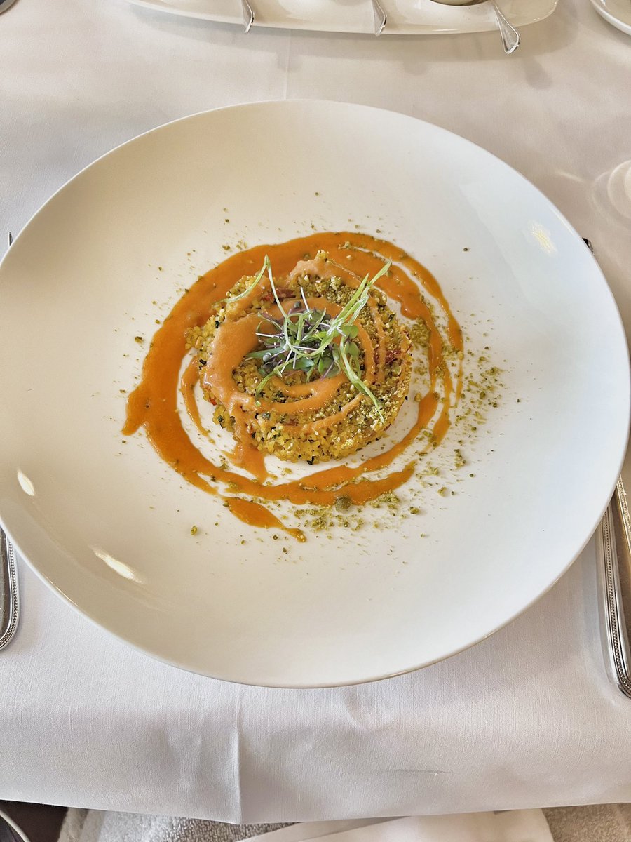 VivienneTang's tweet image. Welcome to my spaceship 🚀 😅 Been trying out all the health &amp;amp; fitness equipment at Chenot Palace Weggis and I’m really impressed with the 7-Day Advanced Detox program I was on for @destindeluxe

@ChenotGroup #chenotpalaceweggis #chenotmethod #detox #fasting #autophagy #retreat