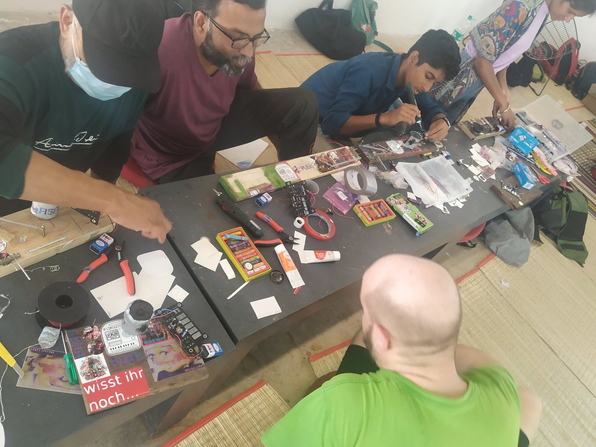 hack4play tweet media