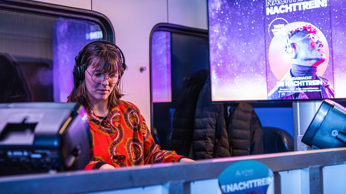 ESNS tweet media