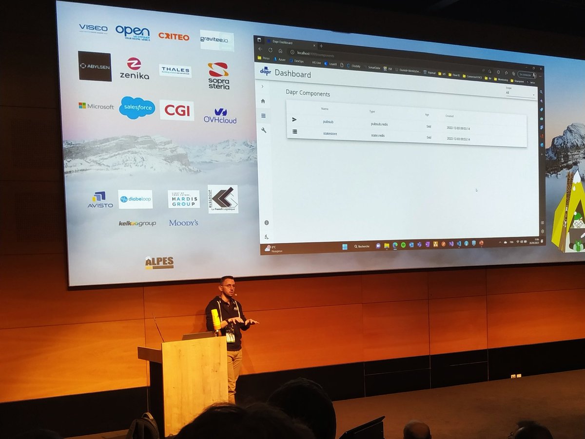 manoncarbonnel_'s tweet photo. Aujourd'hui je suis au @SnowCampIO ❄ avec @jfgreffier des #explosConserto 👀
📣 Première conférence :
"Façonner les architectures du futur avec Dapr" par @ChristopheGigax https://t.co/8c2KpIdms4