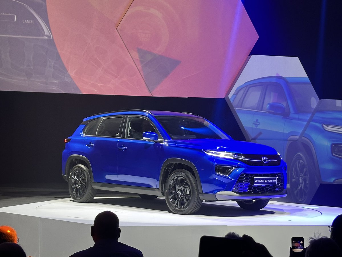 meeting_focus's tweet photo. A new Toyota Vitz, Toyota Fortuner with minor changes, Toyota Urban Cruiser and the All-New Toyota Crown in South Africa this year @ToyotaSA 🚙 🚘 🔥 I’ll be talking about #SOMI2023 on @VOCfm in my weekly segment tomorrow. #toyotaSA #toyota https://t.co/34KM5BmO3U